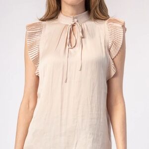 Frame Pleated Keyhole Blouse Size Small Parchment